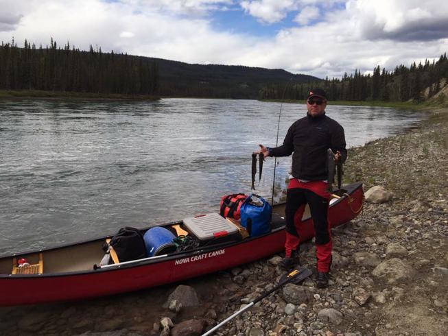 Kanu- und Autoreise im Yukon 