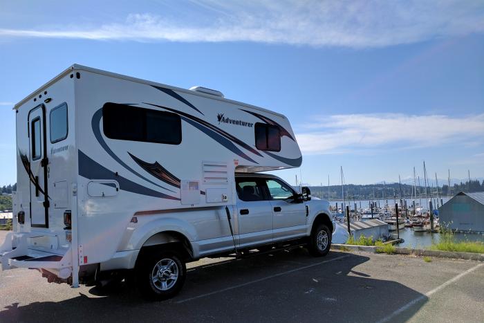 Luxury 4x4 Truck Camper 