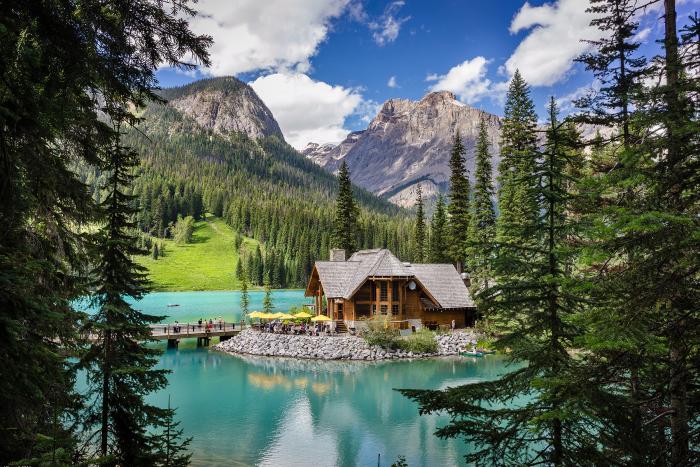 Emerald Lake Lodge 