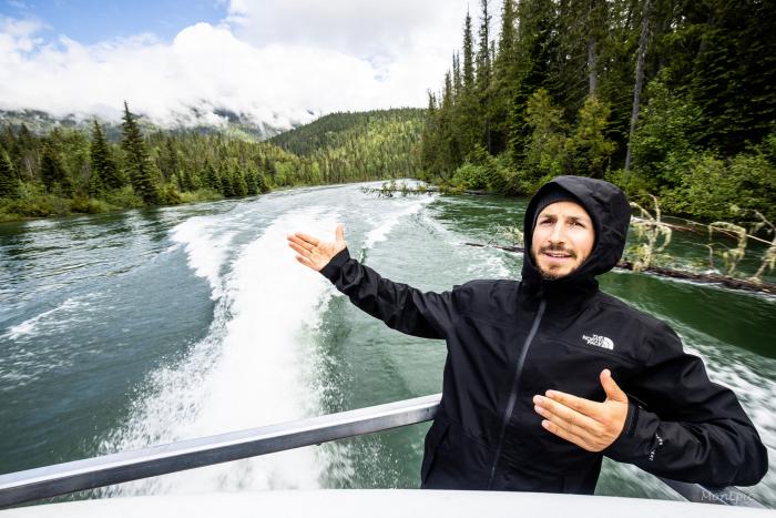 Rainbow Falls Day Tour 