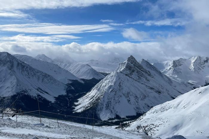 Albertas Rockies im Frühjahr 