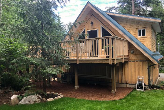 Quadra Island Getaway Suite 