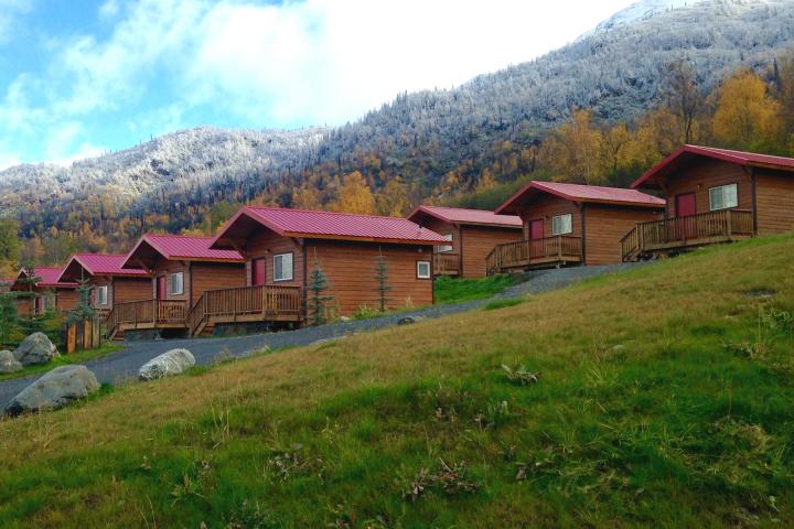 Alaska Glacier Lodge 15.06.2021 - 16.08.2021 | 1 Person im Zimmer (Single) | Cabin