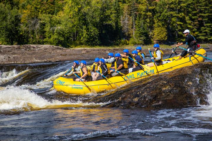 Ottawa River Rafting 18.05.2024 - 15.09.2024 | Erwachsener | Tagestour | Abendessen
