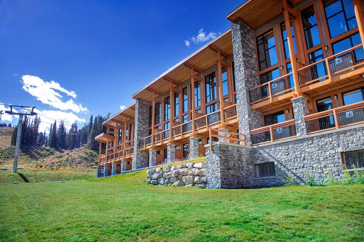 Sunshine Mountain Lodge 