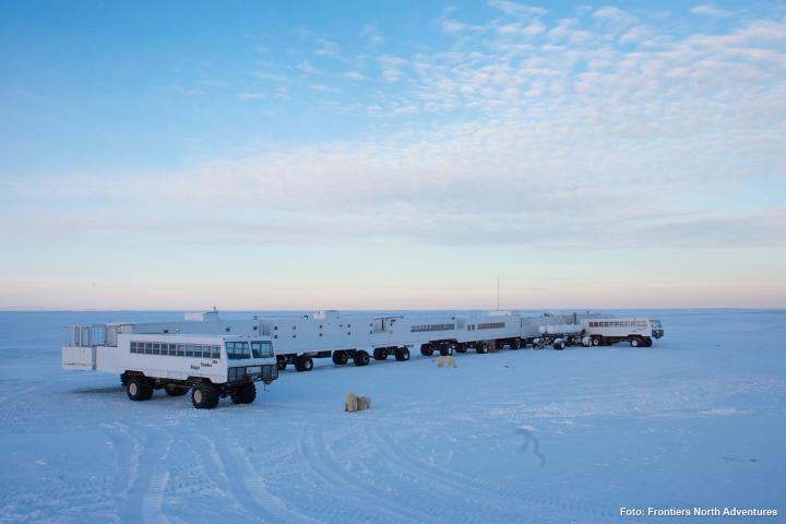 Tundra Buggy Lodge II 