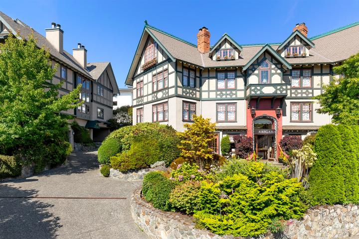 Abigail's Hotel 