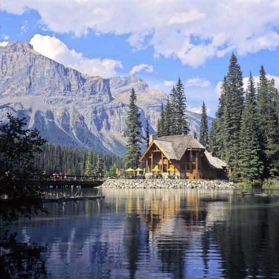 Emerald Lake Lodge 