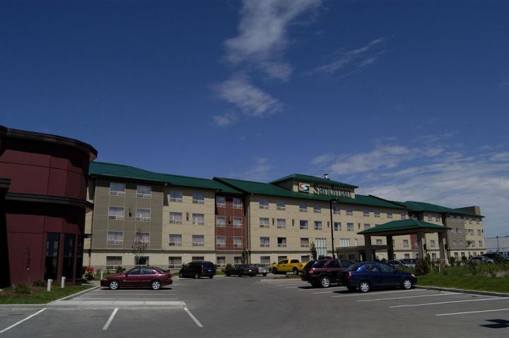 Sandman Hotel Calgary Airport 