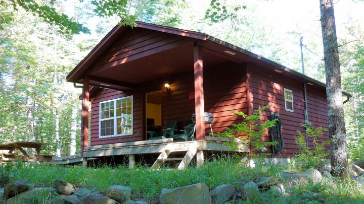 Mersey River Chalets 14.10.2024 - 31.10.2024 | 1 Person im Zimmer (Single) | Small Chalet