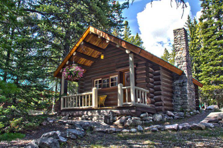 Storm Mountain Lodge 28.05.2020 - 11.10.2020 | 2 Personen im Zimmer (Double) | Log Cabin